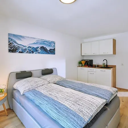 Ferienwohnung Zimmer Tittmoning Stadtplatz 27 Zewnętrze zdjęcie